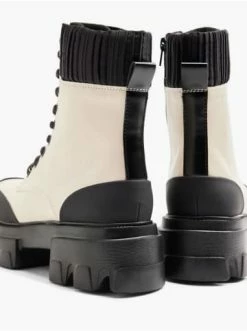 Auslauf ❤️ Stiefel & 🥾 Boots Catwalk Schnürboots Creme Günstig Kaufen 👏 -Angebote Catwalk Store catwalk schnurboots creme 19