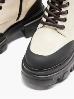 Auslauf ❤️ Stiefel & 🥾 Boots Catwalk Schnürboots Creme Günstig Kaufen 👏 -Angebote Catwalk Store catwalk schnurboots creme 20